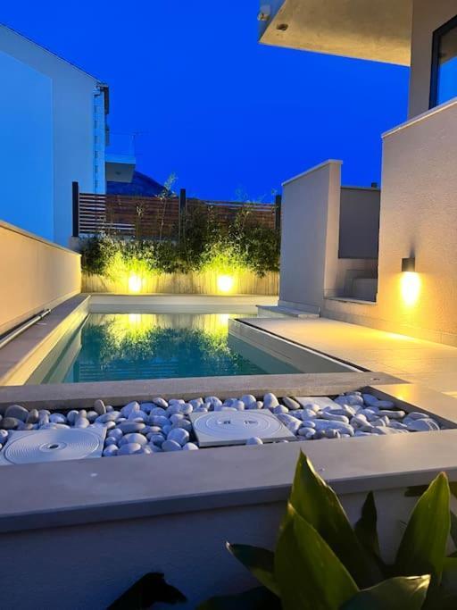 Private Pool Amazing Apartmant 察夫塔特 外观 照片